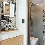 Ξενοδοχείο με διαμερίσματα Gonates 4*